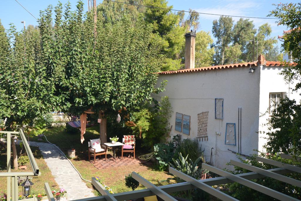 House With Big Garden Villa Corinth Bagian luar foto